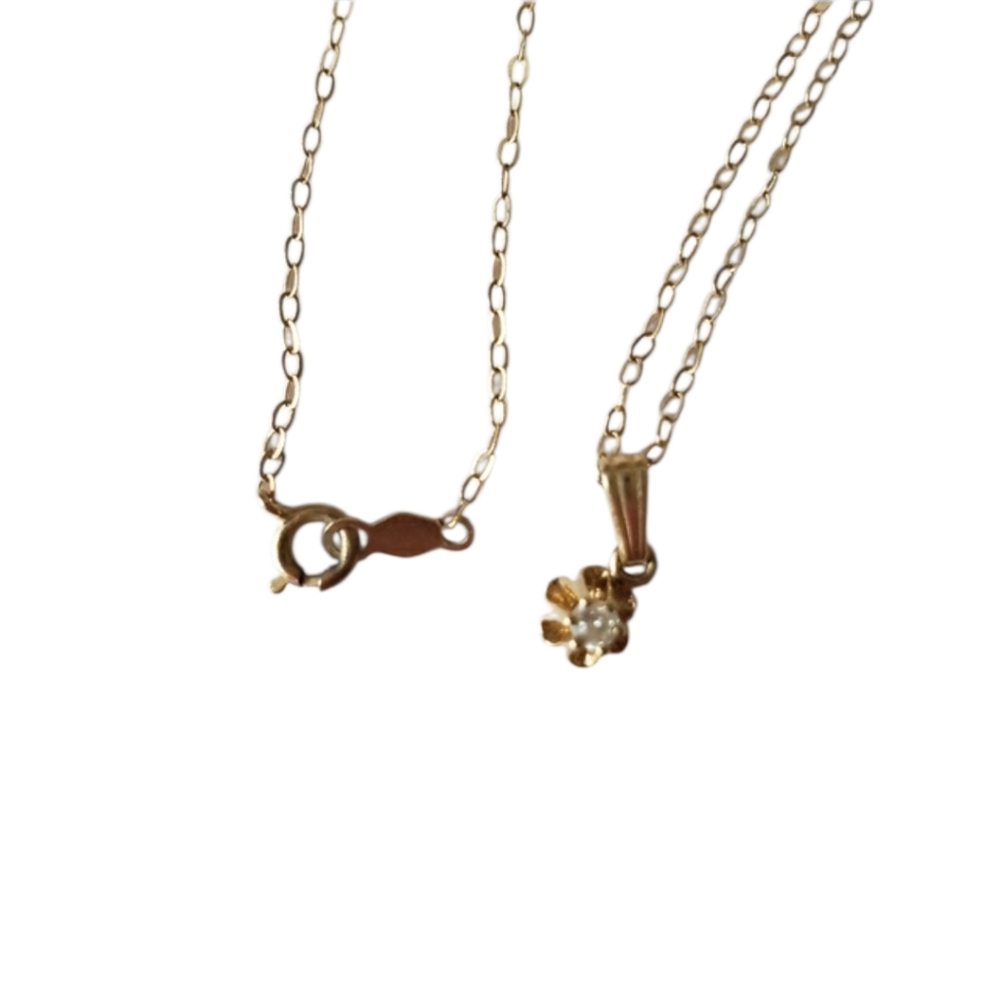 14KT Yellow Gold Diamond Solitaire Necklace